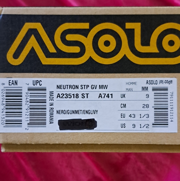 ASOLO Neutron size 9.5 - Picture 2 of 10